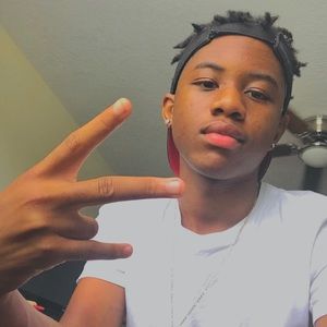 Meet your Posher, Dillon